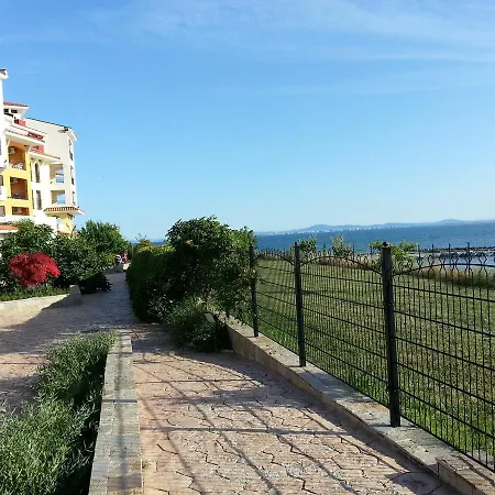 Menada In Marina Cape Apartamento